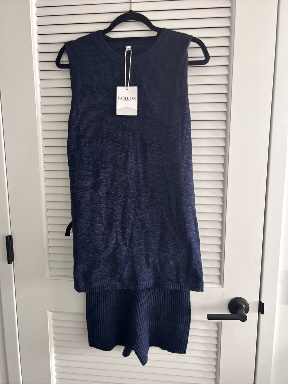 Sleeveless Navy Knit Ser